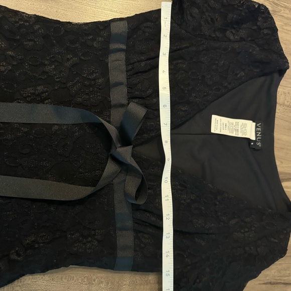 Elegant Black Lace Dress - Size Small. New, Never Worn! - Picture 7 of 10